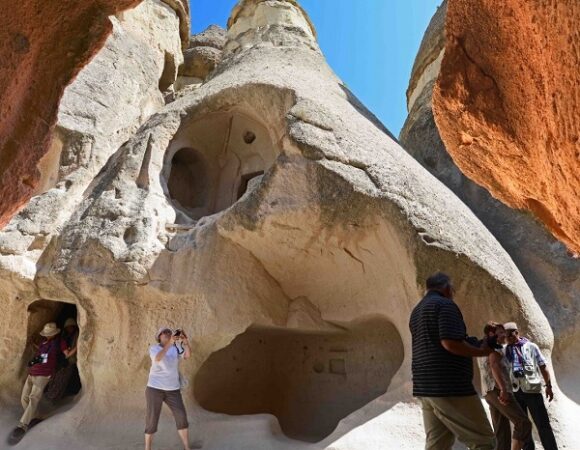 Gemas ocultas de Capadocia en un tour de un día: Tour Verde